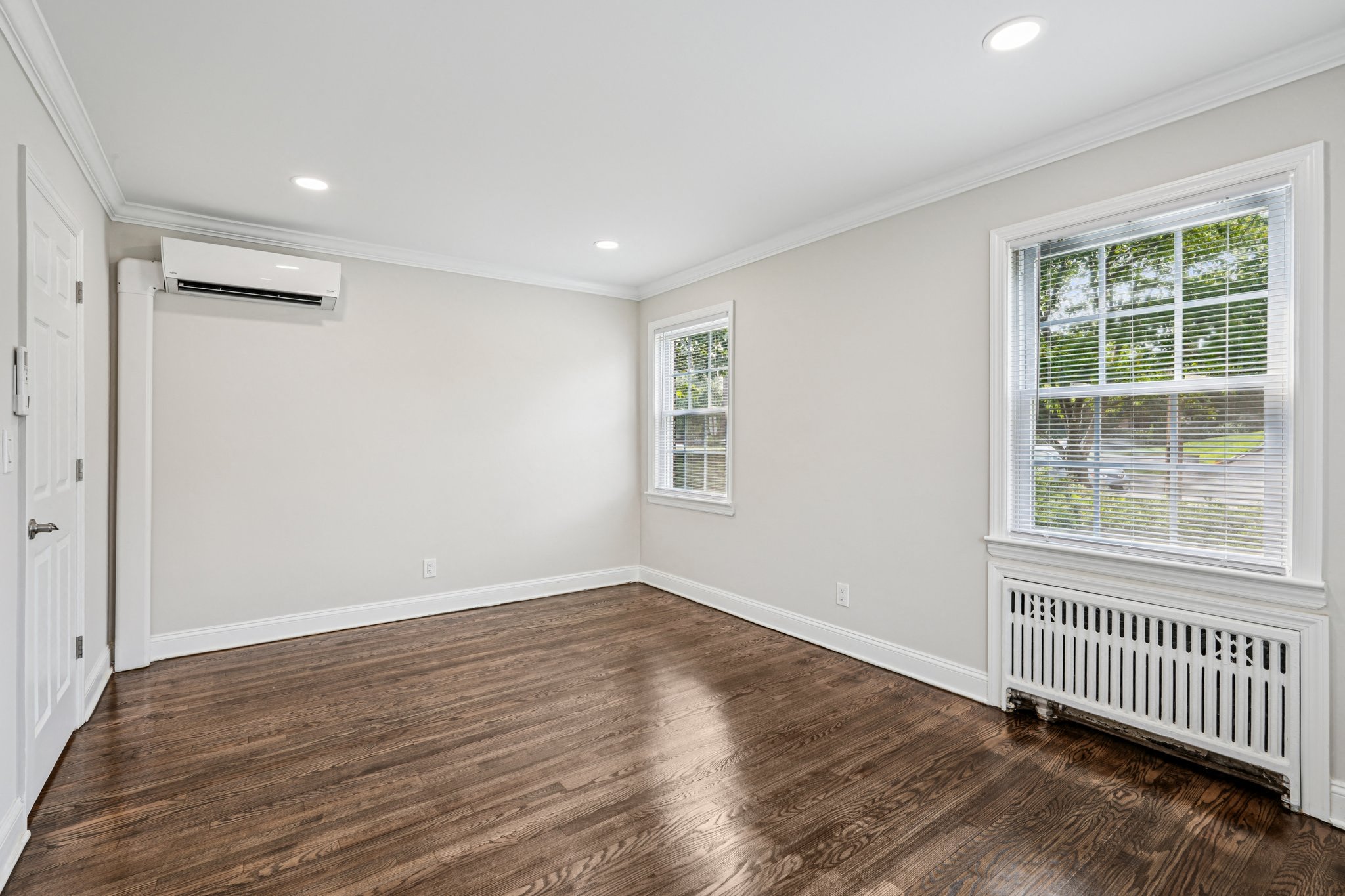Gallery Photo 13